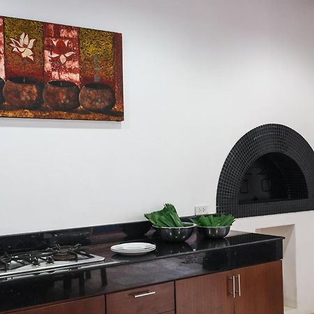 Nai Harn Frangipani Pool Villa - Garden, Bbq & Maid מראה חיצוני תמונה