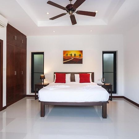Nai Harn Frangipani Pool Villa - Garden, Bbq & Maid מראה חיצוני תמונה